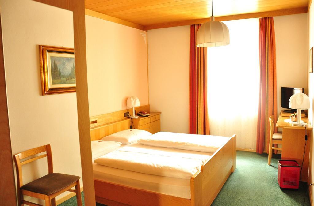 Hotel Grauer Baer ブレッサノーネ 部屋 写真