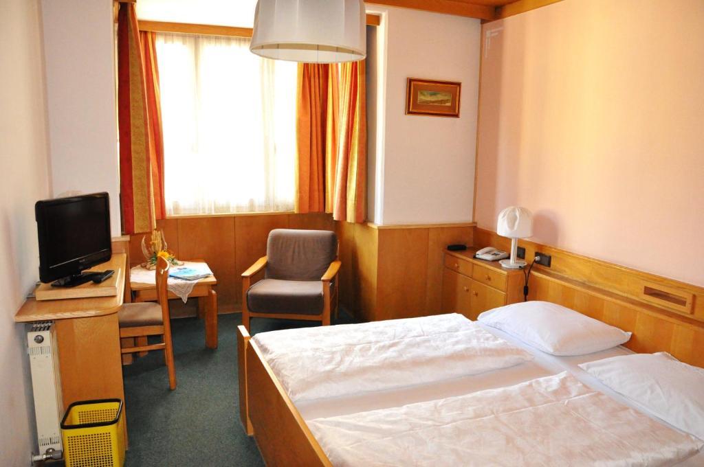 Hotel Grauer Baer ブレッサノーネ 部屋 写真